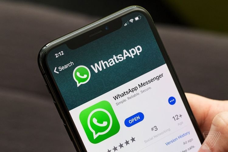 WhatsApp Disadap